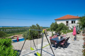 Family friendly apartments with a swimming pool Uskoplje, Dubrovnik - 23452